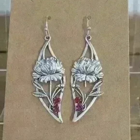 None Jewelry - Silver Tone Flower Drop Earrings w/ Pink and Red Rhinestone